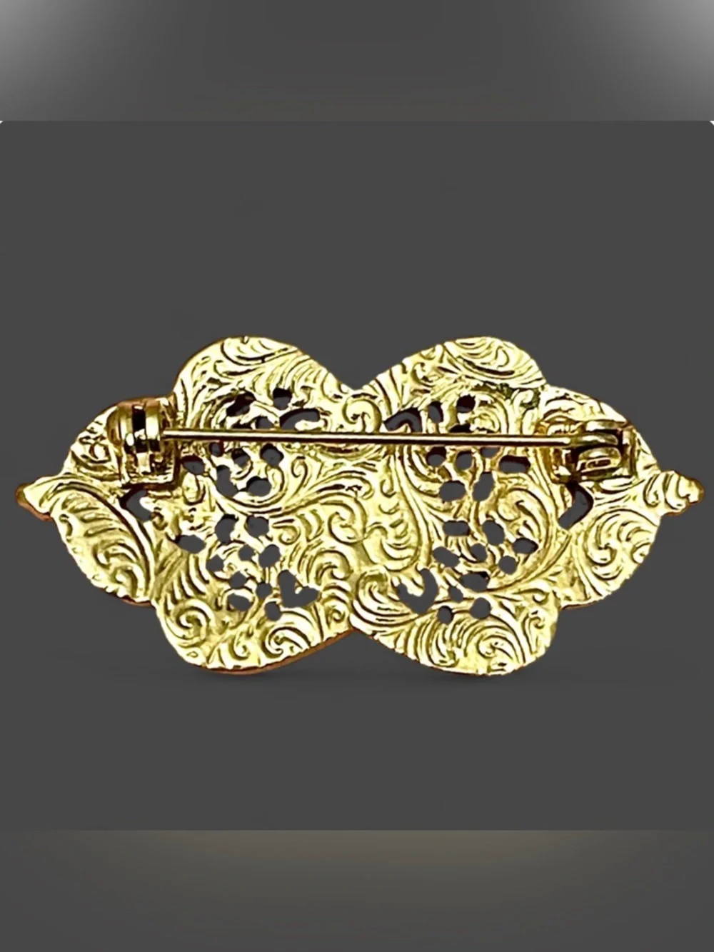 Vintage Gold Tone Faux Pearl Rhinestone Bar Brooch Pin Pink Ornate Filigree Chic - Picture 4 of 7